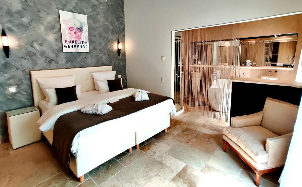 غريمو Maison Prestige Saint Tropez By Roberto Geissini المظهر الخارجي الصورة
